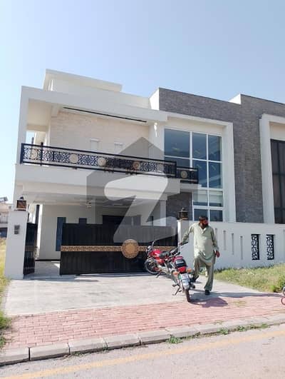 بحریہ انکلیو - سیکٹر جے بحریہ انکلیو,بحریہ ٹاؤن,اسلام آباد میں 5 کمروں کا 10 مرلہ مکان 1.4 لاکھ میں کرایہ پر دستیاب ہے۔ بحریہ انکلیو - سیکٹر جے بحریہ انکلیو,بحریہ ٹاؤن,اسلام آباد میں 5 کمروں کا 10 مرلہ مکان 1.4 لاکھ میں کرایہ پر دستیاب ہے۔