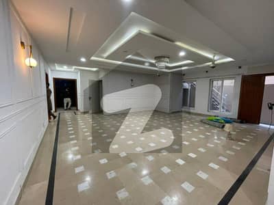 60x90 0ne Kanal Basement Available On Rent Located In I-8