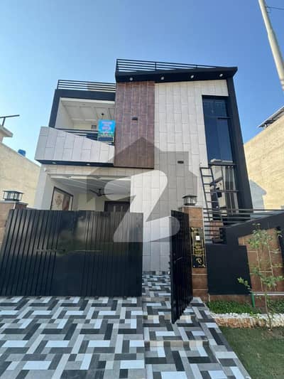 5 Marla Luxurious House For Sale In Park View city Lahore