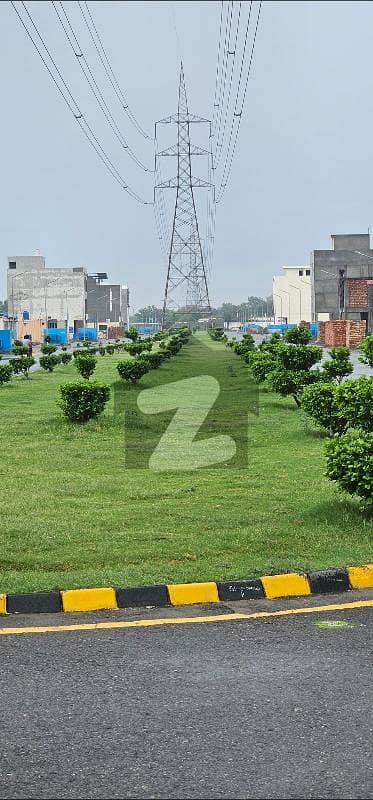 3 MARLA COMMERCIAL PLOT E BLOCK FOR SALE