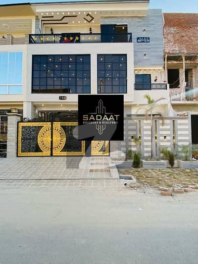 بخ ولاز فیز 2 - مانک بلاک بوچ ایگزیکٹو ولاز - فیز 2,بش ایگزیکٹو ولاز,ملتان میں 6 کمروں کا 7 مرلہ مکان 2.85 کروڑ میں برائے فروخت۔