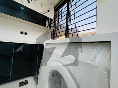 بحریہ انکلیو - سیکٹر ایم بحریہ انکلیو,بحریہ ٹاؤن,اسلام آباد میں 5 کمروں کا 10 مرلہ مکان 4.5 کروڑ میں برائے فروخت۔