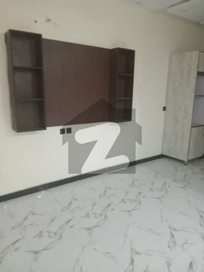 پارک ویو سٹی لاہور میں 2 کمروں کا 5 مرلہ زیریں پورشن 45.0 ہزار میں کرایہ پر دستیاب ہے۔