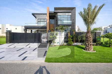 ڈی ایچ اے فیز 7 - بلاک ایس فیز 7,ڈیفنس (ڈی ایچ اے),لاہور میں 5 کمروں کا 1 کنال مکان 7.65 کروڑ میں برائے فروخت۔