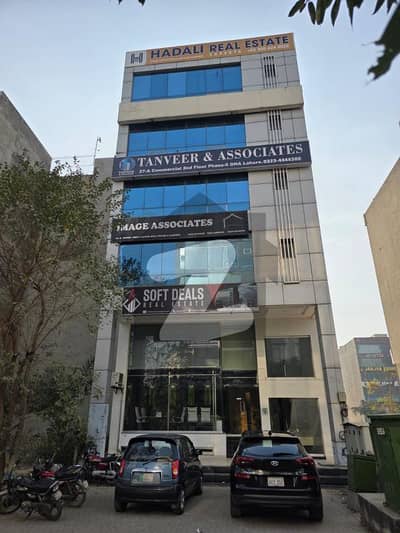 ڈی ایچ اے فیز 6 - بلاک اے فیز 6,ڈیفنس (ڈی ایچ اے),لاہور میں 6 کمروں کا 4 مرلہ عمارت 16.0 کروڑ میں برائے فروخت۔