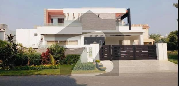 1 KANAL MODERN HOUSE FOR SALE IN DHA PHASE 4