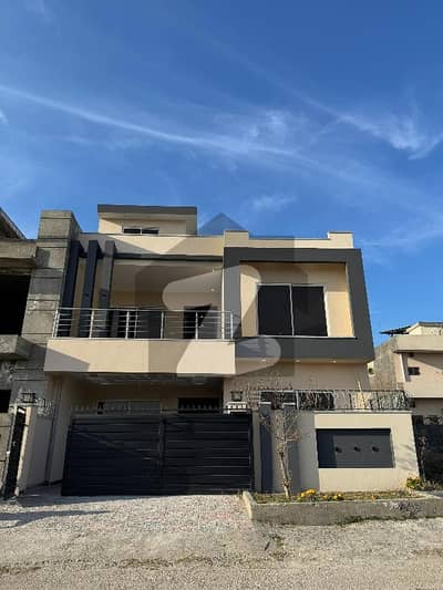 ایم پی سی ایچ ایس - بلاک ای ایم پی سی ایچ ایس ۔ ملٹی گارڈنز,بی ۔ 17,اسلام آباد میں 4 کمروں کا 8 مرلہ مکان 2.69 کروڑ میں برائے فروخت۔ ایم پی سی ایچ ایس - بلاک ای ایم پی سی ایچ ایس ۔ ملٹی گارڈنز,بی ۔ 17,اسلام آباد میں 4 کمروں کا 8 مرلہ مکان 2.69 کروڑ میں برائے فروخت۔