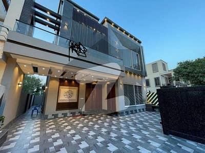 10 MARLA LIKE BRAND NEW HOUSE FOR RENT IN JASMINE BLOCK BAHRIA TOWN LAHORE