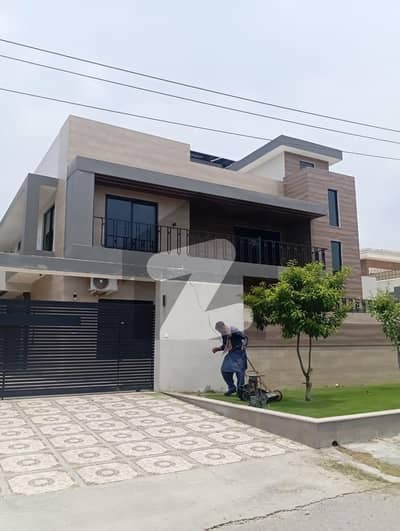 I-8.60x90 Brand New Double-Story House Available For Rent Ideal Location. Tiles Flooring