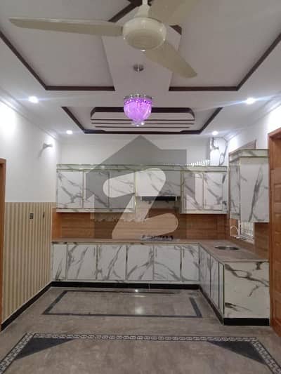 ائیرپورٹ ہاؤسنگ سوسائٹی - سیکٹر 4 ائیرپورٹ ہاؤسنگ سوسائٹی,راولپنڈی میں 4 کمروں کا 5 مرلہ مکان 1.55 کروڑ میں برائے فروخت۔