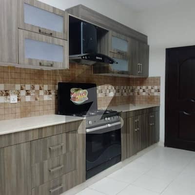 عسکری 11 ۔ سیکٹر بی عسکری 11,عسکری,لاہور میں 3 کمروں کا 10 مرلہ فلیٹ 1.1 لاکھ میں کرایہ پر دستیاب ہے۔