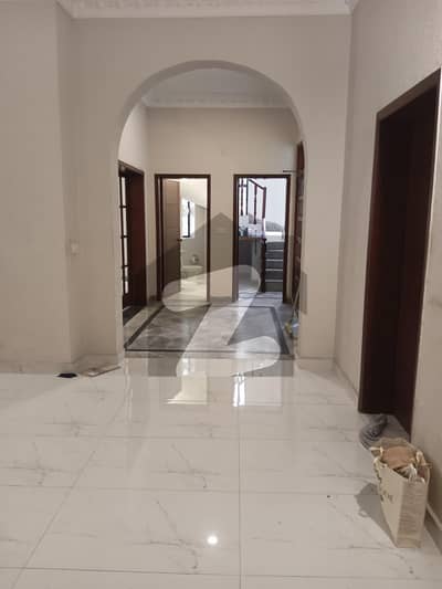 One Kanal Single Storey House Available For Rent