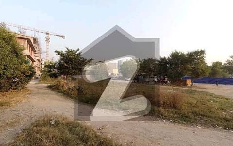 Own A Main Double Road Commercial Plot In 800 Square Yards Islamabad