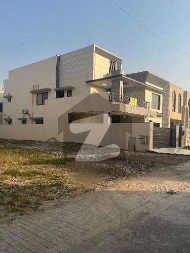 1 Kanal New Portion For Rent Very Reasonable Price