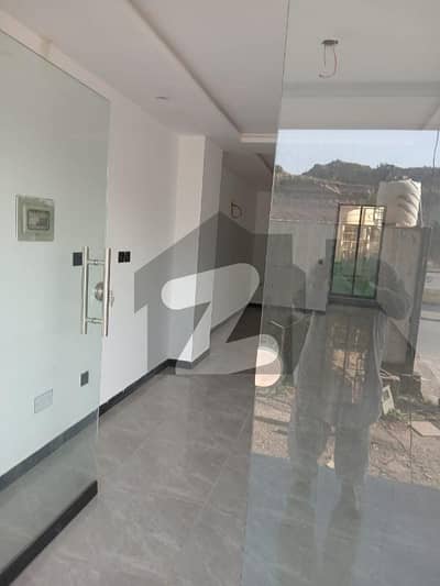 Shop for Sale Bahria Enclave, Islamabad Size: 11 32 (352