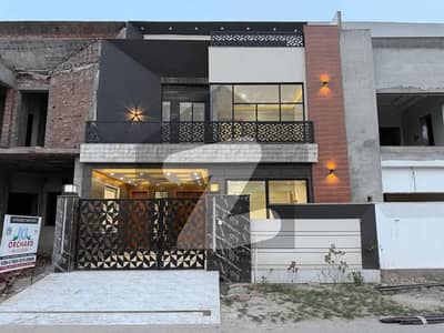 Ideally Located Prime Location House For sale In Buch Villas Phase 2 - Manik Block Available