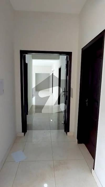 عسکری 11 عسکری,لاہور میں 3 کمروں کا 10 مرلہ فلیٹ 2.85 کروڑ میں برائے فروخت۔