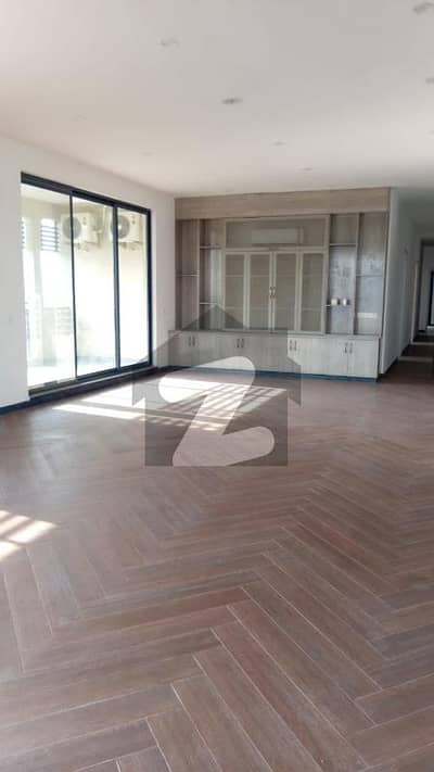 Stylish &Amp; Spacious 3 Bedroom Apartment Semi Furnished For Rent