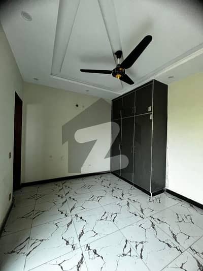 Prime Location Lower Portion In Park View City Sized 10 Marla Is Available