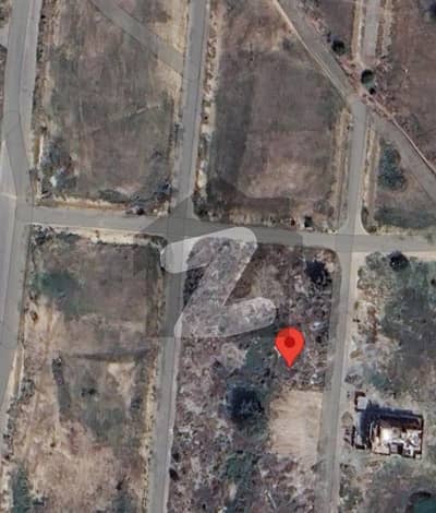 ڈی ایچ اے فیز 7 - بلاک وی فیز 7,ڈیفنس (ڈی ایچ اے),لاہور میں 1 کنال رہائشی پلاٹ 3.3 کروڑ میں برائے فروخت۔