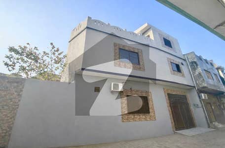 Beautiful Small Triple Storey Residential   Cum Commercial House