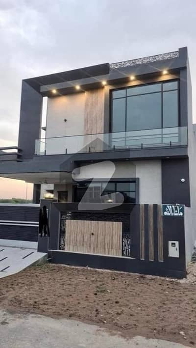 10 MARLA MOST BEAUTIFULL BRAND NEW LUXURY HOUSE | DHA Phase 5
