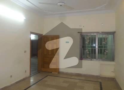 Fair-Priced 14 Marla House Available In I-8/3