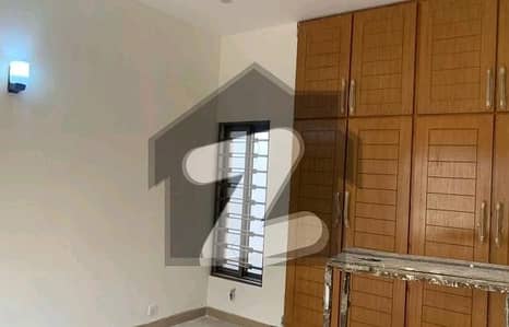 12 Marla Lower Portion For Grabs In I-8