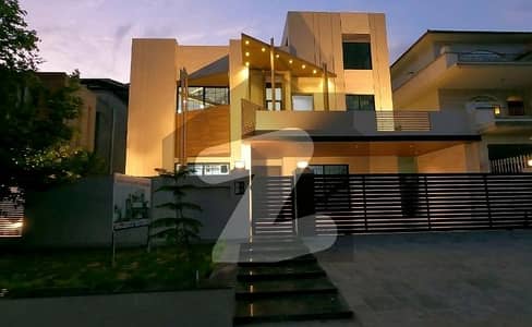 1 kanal luxury House For Sale Size 50*90 G13/2 Islamabad
