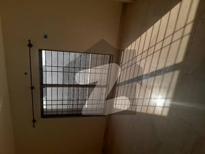 عسکری ہائیٹس 4 ڈی ایچ اے فیز 5 - سیکٹر ایچ,ڈی ایچ اے ڈیفینس فیز 5,ڈی ایچ اے ڈیفینس,اسلام آباد میں 3 کمروں کا 12 مرلہ فلیٹ 3.0 کروڑ میں برائے فروخت۔