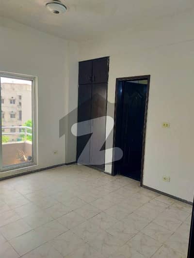 6 Marla 2 Bedroom Attached Washroom Apartment Available For Sale