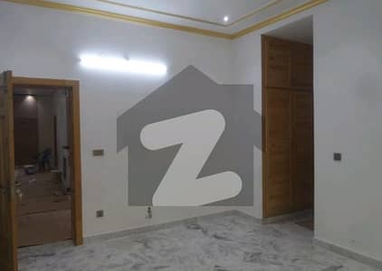 آئی ۔ 8/3 آئی ۔ 8,اسلام آباد میں 6 کمروں کا 1 کنال مکان 4.2 لاکھ میں کرایہ پر دستیاب ہے۔