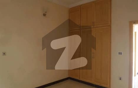 آئی ۔ 8/3 آئی ۔ 8,اسلام آباد میں 3 کمروں کا 14 مرلہ بالائی پورشن 1.55 لاکھ میں کرایہ پر دستیاب ہے۔