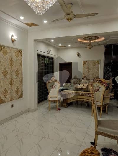 آئی ای پی انجنیئرز ٹاؤن ۔ سیکٹر اے آئی ای پی انجینئرز ٹاؤن,لاہور میں 4 کمروں کا 1 کنال بالائی پورشن 90.0 ہزار میں کرایہ پر دستیاب ہے۔