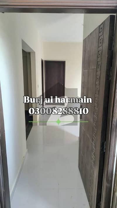 برج-ال-حرمین یونیورسٹی روڈ,کراچی میں 2 کمروں کا 5 مرلہ فلیٹ 1.3 کروڑ میں برائے فروخت۔