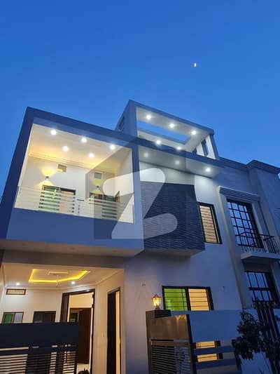 Royal orchard Multan  5 Marla house available for rent Resinable price