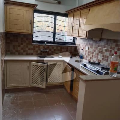 4.5 Marla triple storey House for rent in G-13/4 Islamabad