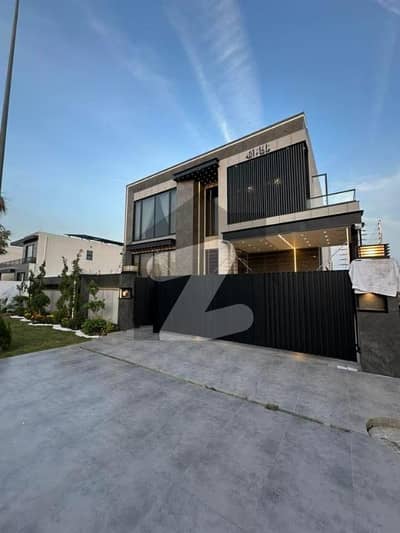 ڈی ایچ اے فیز 6 - بلاک کے فیز 6,ڈیفنس (ڈی ایچ اے),لاہور میں 5 کمروں کا 1 کنال مکان 9.2 کروڑ میں برائے فروخت۔