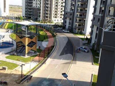 10 MARLA 3 BEDROOMS APARTMENT AVAILABLE FOR RENT