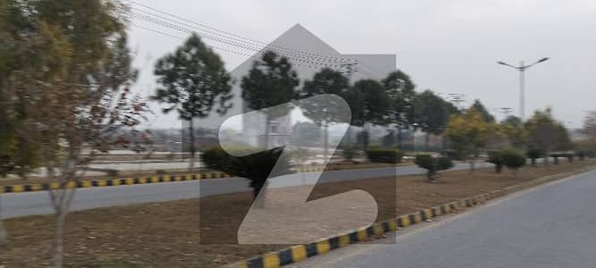 واپڈا ٹاؤن اسلام آباد سی ۔ 19,اسلام آباد میں 1 کنال رہائشی پلاٹ 88.0 لاکھ میں برائے فروخت۔