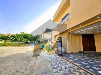 Investor Price 7 Marla House For Sale In Bahria Phase 8 Investor Price 7 Marla House For Sale In Bahria Phase 8