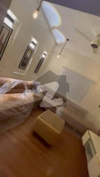 ڈی ایچ اے ڈیفینس کراچی میں 2 کمروں کا 4 مرلہ فلیٹ 1.25 لاکھ میں کرایہ پر دستیاب ہے۔