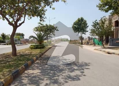 گلبرگ ریزیڈنشیا - بلاک جی گلبرگ ریزیڈنشیا,گلبرگ,اسلام آباد میں 10 مرلہ رہائشی پلاٹ 90.0 لاکھ میں برائے فروخت۔