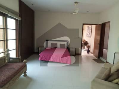 Only Single Working Lady One Bedroom Portion for Rent DHA Phase 6