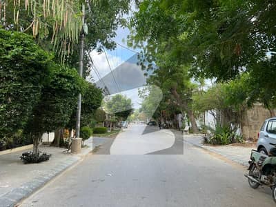 Hard-to-Find 444 Yards Plot for Sale JCHS, Jamshed Town