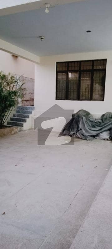 گلریز ہاؤسنگ سوسائٹی فیز 3 گلریز ہاؤسنگ سکیم,راولپنڈی میں 3 کمروں کا 1 کنال زیریں پورشن 80.0 ہزار میں کرایہ پر دستیاب ہے۔