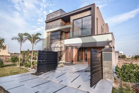 DEFENCE BEAUTIFUL 5 MARLA BRAND NEW HOUSE FOR SALE IN DHA LAHORE