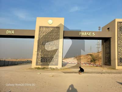 ڈی ایچ اے فیز 5 ۔ سیکٹر ایف1 ڈی ایچ اے ڈیفینس فیز 5,ڈی ایچ اے ڈیفینس,اسلام آباد میں 1 کنال رہائشی پلاٹ 2.35 کروڑ میں برائے فروخت۔