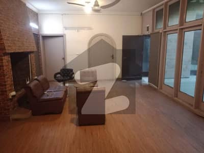 4 Kanal Commercial House