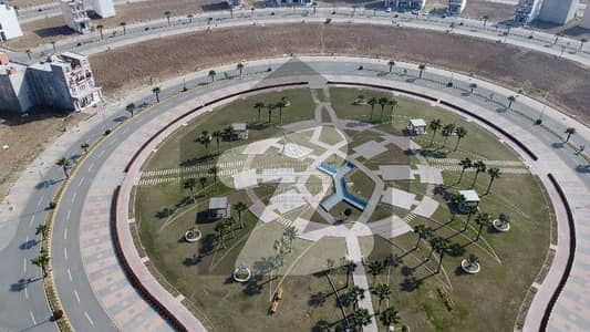 Prime Location Residential Plot For sale In Royal Palm City Gujranwala